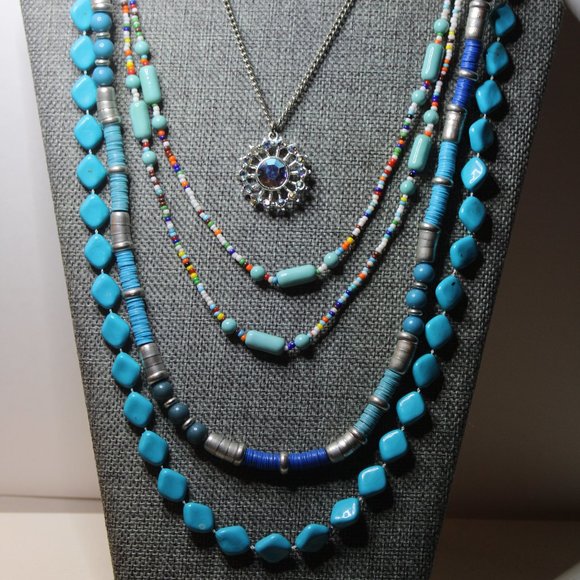 VINTAGE Jewelry - TURQUOISE BOHO BLUE NECKLACE LOT